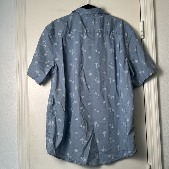 Old Navy Palm Tree Everyday Regular Fit Short Sleeve Button Down Casual Shirt -L - Picture 6 of 7